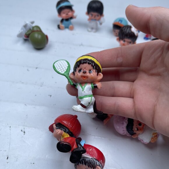 Lot of 13 Monchichi Sekiguchi Figurines Vintage 1979 1981 & more Toys Mattel - Picture 13 of 16